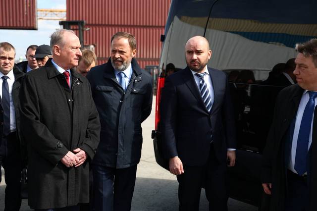 Помощник Президента РФ Николай Патрушев и полпред Игорь Комаров посетили «Порт Тольятти».